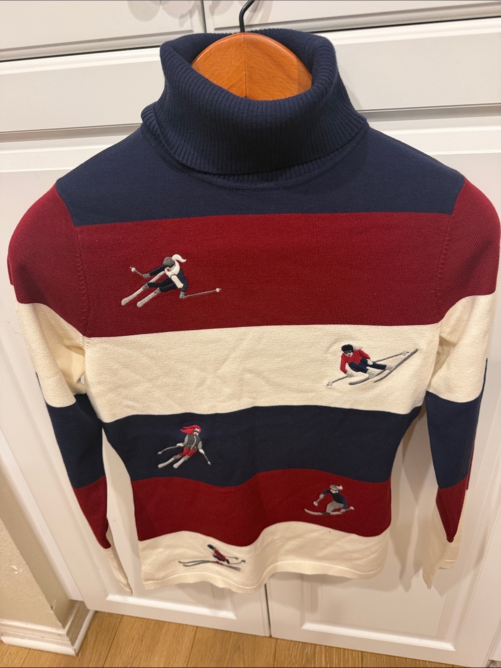 Alp N Rock Navy, Red & Cream Ski-Motif Turtleneck Sweater - Picture 1 of 6